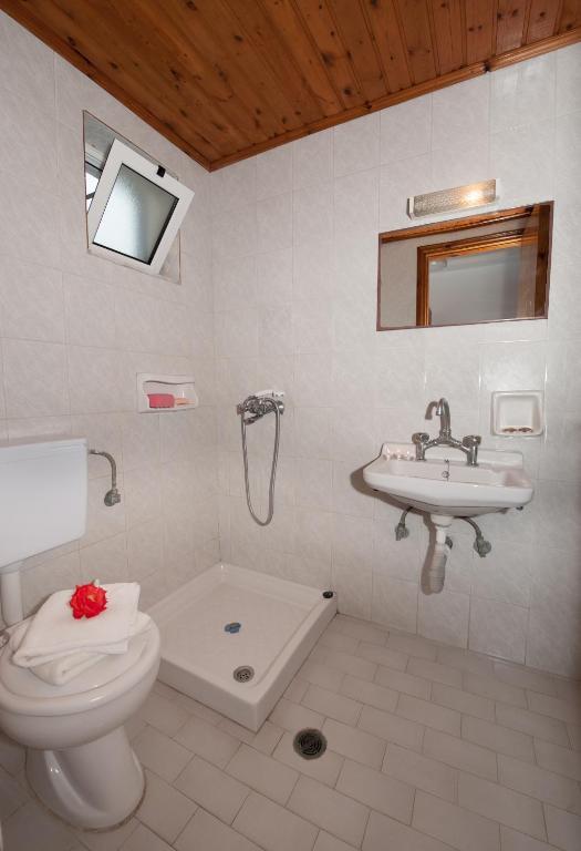 Valianos Studios Alykanas  Habitación foto